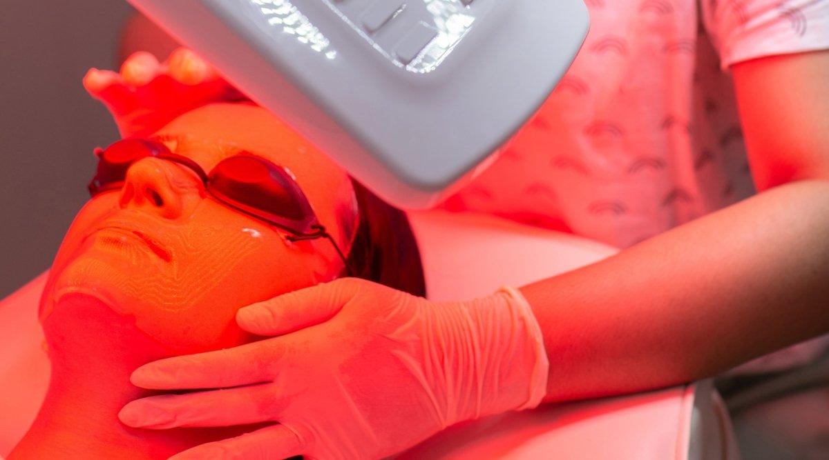 a-comprehensive-guide-to-phototherapy-and-different-types-of-lights